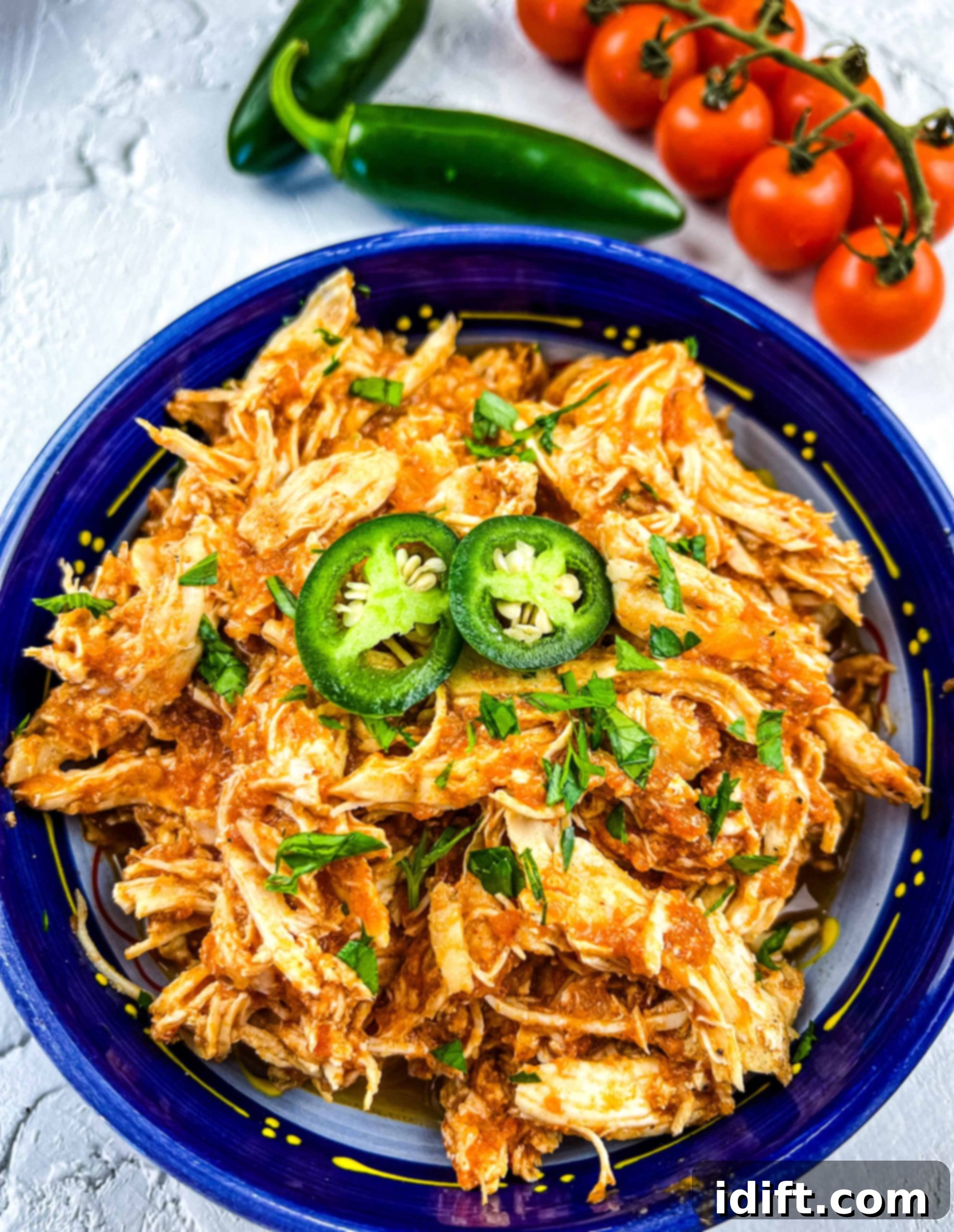 Easy Instant Pot Chicken Tinga 1 featured 34639 scaled