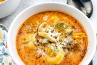 Creamy Instant Pot Sausage and Tomato Tortellini Soup