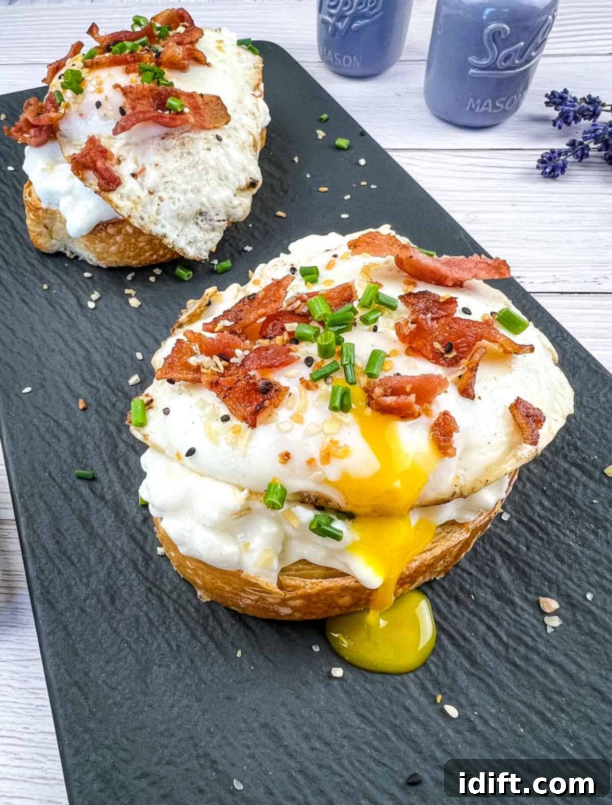 The Ultimate Breakfast Toast: Creamy Cottage Cheese, Runny Egg, and Crispy Bacon 1 featured 43329