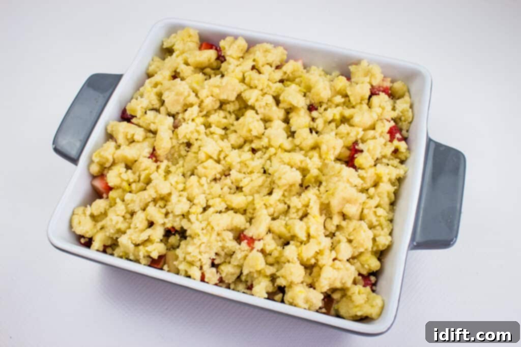 Blissful Strawberry Rhubarb Crumble 9 top with the crumble mixture and bake until golden brown