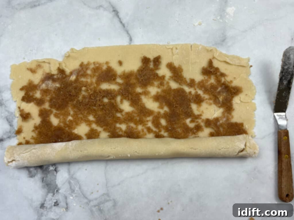 sprinkle with sugar and roll up jelly roll style