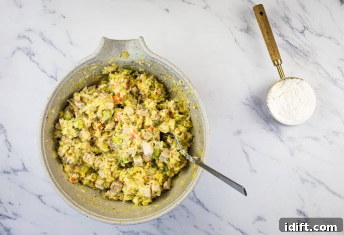 The Heart of Thanksgiving Dinner 7 The turkey, stuffing, potatoes and green onions added to the egg.